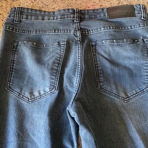 Jonathan Martin Jeans. 32x32